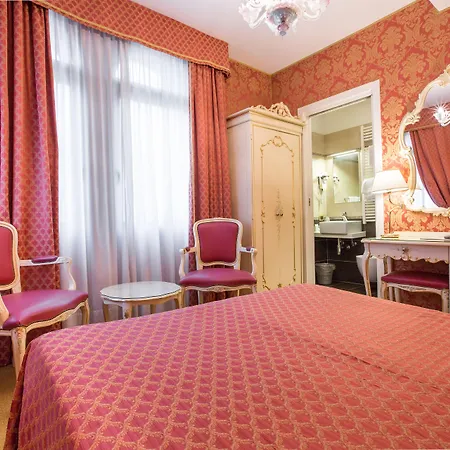 Torino 3*