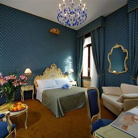 Torino 3*