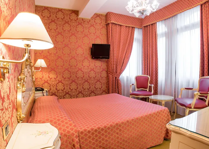 Hotell Torino 3*