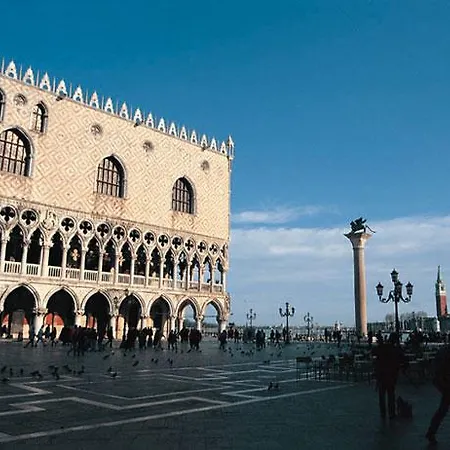 Torino 3*