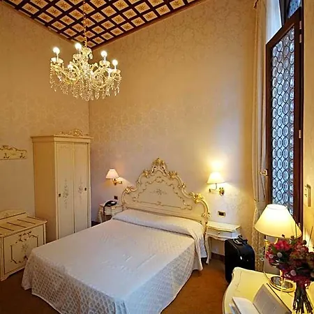 Torino 3*