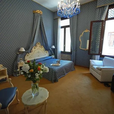 Hotel Torino 3*